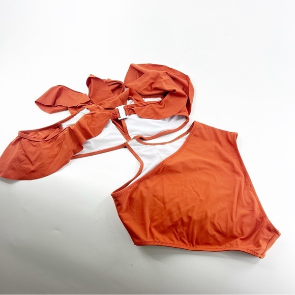 ✅ CUPSHE BURNT ORANGE ONE PIECE WITH RUFFLE SIZE MEDIUM - Picture 4 of 5